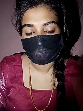 Snapshot of umairahaasan_1 chatting on September 19, 2025, 11:00 am umairahaasan 1 online show from September 19, 2025, 11:00 am