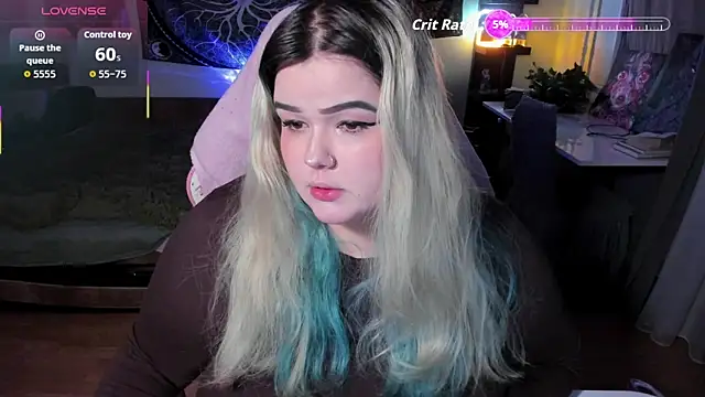 Snapshot of _CandyM1lky_ chatting on January 12, 2026, 7:13 am CandyM1lky online show from January 12, 2026, 7:13 am