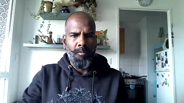 frenchblackc31 online show from September 13, 2025, 7:41 am