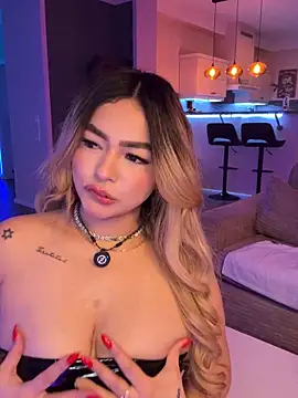 Snapshot of OriannaFox chatting on February 10, 2026, 6:12 pm OriannaFox online show from February 10, 2026, 6:12 pm