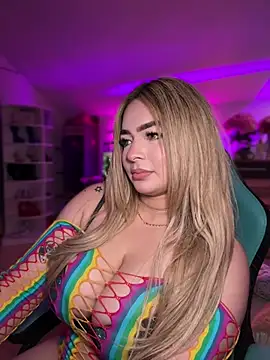 Snapshot of OriannaFox chatting on March 20, 2026, 5:40 pm OriannaFox online show from March 20, 2026, 5:40 pm