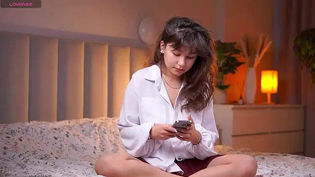 Snapshot of Julia_PR0 chatting on November 26, 2025, 6:25 am Julia PR0 online show from November 26, 2025, 6:25 am