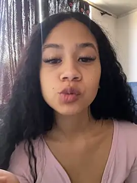 Snapshot of jadee8 chatting on February 21, 2026, 3:46 pm jadee8 online show from February 21, 2026, 3:46 pm