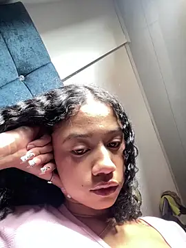 jadee8 online show from May 17, 2026, 6:48 pm