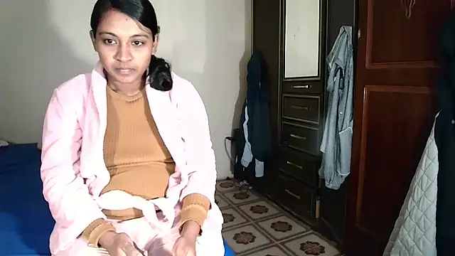 Snapshot of indiansweetflava chatting on July 15, 2026, 10:20 am indiansweetflava online show from July 15, 2026, 10:20 am