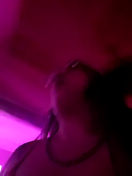 Dulcedeanis online show from February 10, 2026, 2:37 am