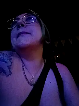 Snapshot of Dulcedeanis chatting on February 17, 2026, 1:13 am Dulcedeanis online show from February 17, 2026, 1:13 am