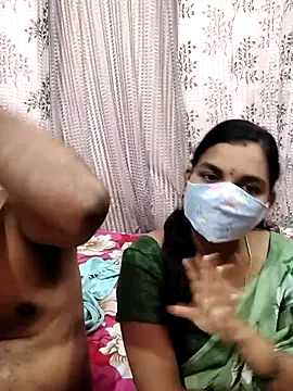Snapshot of Lalitha-1995 chatting on September 22, 2025, 5:15 pm Lalitha-1995 online show from September 22, 2025, 5:15 pm