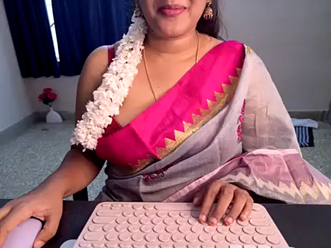 Snapshot of Anjalistar chatting on September 23, 2025, 4:15 am Anjalistar online show from September 23, 2025, 4:15 am