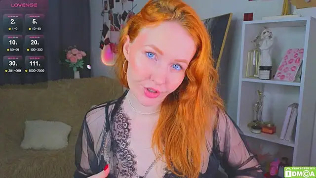 Snapshot of JoyceJones chatting on October 19, 2025, 7:58 pm JoyceJones online show from October 19, 2025, 7:58 pm