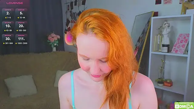 Snapshot of JoyceJones chatting on October 21, 2025, 7:14 pm JoyceJones online show from October 21, 2025, 7:14 pm