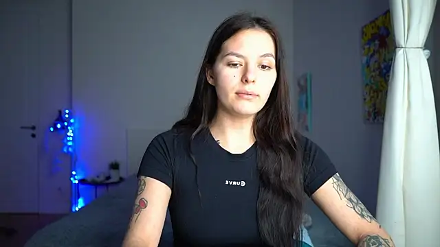 Snapshot of EwelynScott chatting on December 3, 2025, 4:49 pm EwelynScott online show from December 3, 2025, 4:49 pm