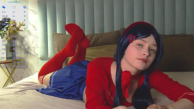SandyShayes online show from July 4, 2026, 5:46 am