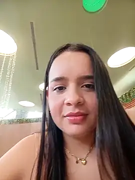 Snapshot of Lambedora_69 chatting on December 18, 2025, 8:48 pm Lambedora 69 online show from December 18, 2025, 8:48 pm