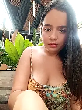 Snapshot of Lambedora_69 chatting on February 19, 2026, 7:32 pm Lambedora 69 online show from February 19, 2026, 7:32 pm