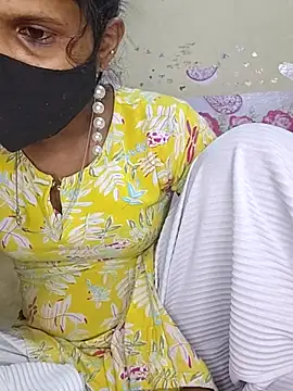 Snapshot of ranisanthutelugu chatting on March 12, 2026, 9:15 am ranisanthutelugu online show from March 12, 2026, 9:15 am