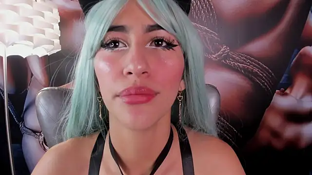 miss   taylor online show from March 27, 2026, 2:28 am