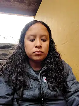 You-sexy-starr online show from November 16, 2025, 3:28 pm