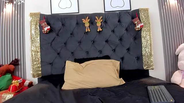 Sofia Seduccion online show from December 1, 2025, 12:32 pm