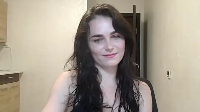 Snapshot of Silviaa_a chatting on November 6, 2025, 8:21 pm Silviaa a online show from November 6, 2025, 8:21 pm