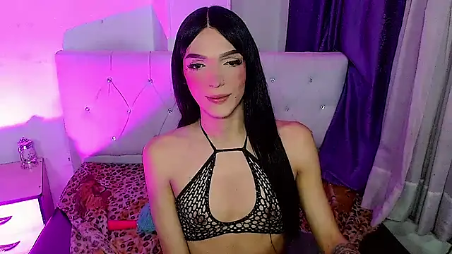 Snapshot of x_isabella_x chatting on March 30, 2026, 9:43 am x isabella x online show from March 30, 2026, 9:43 am