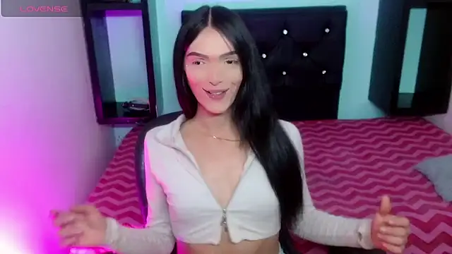 Snapshot of x_isabella_x chatting on May 17, 2026, 4:10 am x isabella x online show from May 17, 2026, 4:10 am