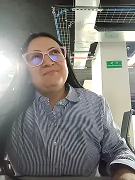 Romina693 online show from September 10, 2025, 6:13 am