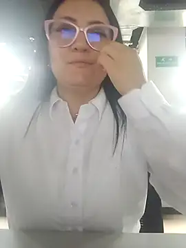 Romina693 online show from September 16, 2025, 6:36 am