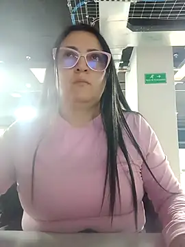 Romina693 online show from October 6, 2025, 6:44 am