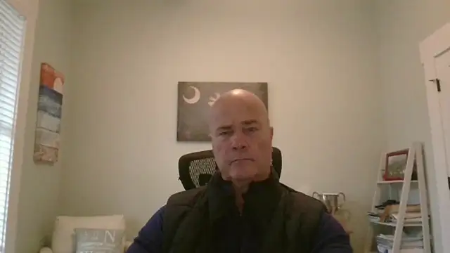 Snapshot of cyclone1212 chatting on October 29, 2025, 12:18 pm cyclone1212 online show from October 29, 2025, 12:18 pm