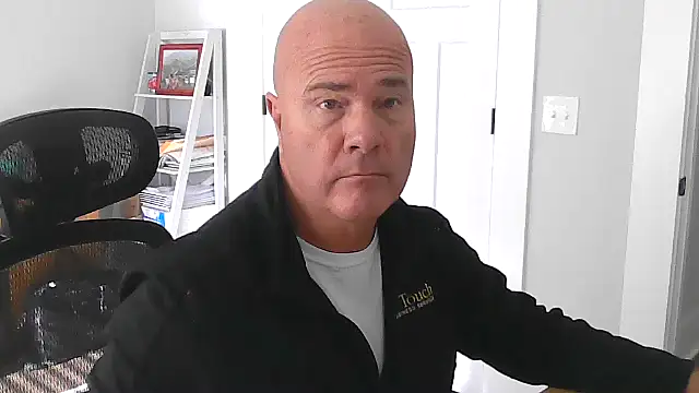 Snapshot of cyclone1212 chatting on November 4, 2025, 2:16 pm cyclone1212 online show from November 4, 2025, 2:16 pm