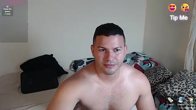 Snapshot of Tim_mz01 chatting on November 5, 2025, 8:09 pm Tim mz01 online show from November 5, 2025, 8:09 pm