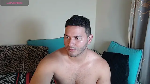 Snapshot of Tim_mz01 chatting on November 13, 2025, 9:03 pm Tim mz01 online show from November 13, 2025, 9:03 pm