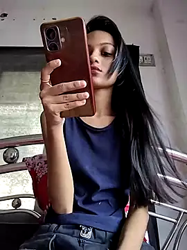 Your-Kitkat online show from October 22, 2025, 5:19 am