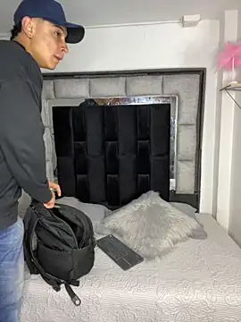 MR MUSCLE online show from December 2, 2025, 11:15 am