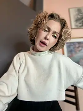 KellyKeler online show from November 13, 2025, 1:10 pm