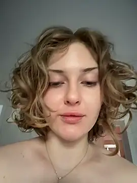 KellyKeler online show from May 30, 2026, 11:07 am