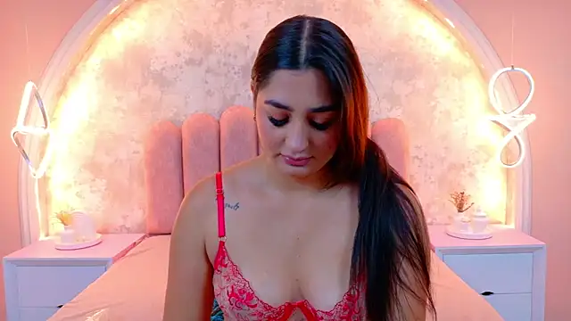 Snapshot of JasmineRhodes chatting on November 4, 2025, 12:59 pm JasmineRhodes online show from November 4, 2025, 12:59 pm