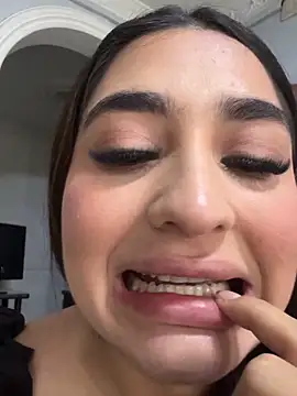 Snapshot of JasmineRhodes chatting on November 25, 2025, 1:00 pm JasmineRhodes online show from November 25, 2025, 1:00 pm