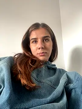 AllieYourGirl online show from October 17, 2025, 3:25 pm