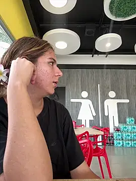 Snapshot of AllieYourGirl chatting on April 10, 2026, 8:46 pm AllieYourGirl online show from April 10, 2026, 8:46 pm