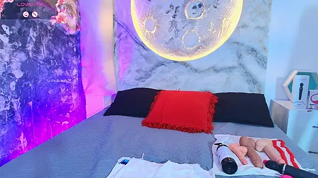 Snapshot of KrystalEvans chatting on September 10, 2025, 8:31 pm KrystalEvans online show from September 10, 2025, 8:31 pm