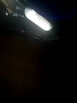 Snapshot of Us3rBuzuh chatting on March 11, 2026, 2:50 am Us3rBuzuh online show from March 11, 2026, 2:50 am