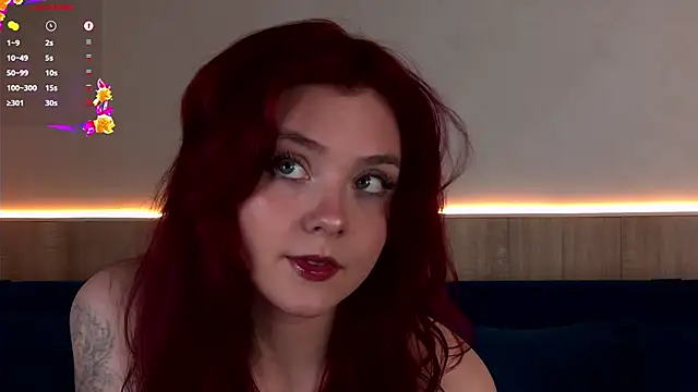 Nora  Ray online show from December 1, 2025, 6:46 pm