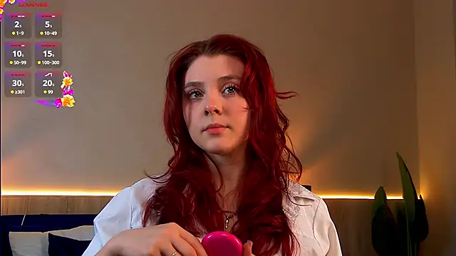 Snapshot of Nora__Ray chatting on February 12, 2026, 7:20 pm Nora Ray online show from February 12, 2026, 7:20 pm