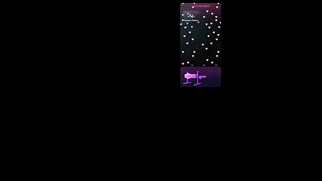 Snapshot of KittieEva chatting on November 19, 2025, 8:42 pm KittieEva online show from November 19, 2025, 8:42 pm