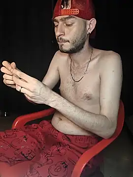 Snapshot of bigcockwhite777 chatting on October 26, 2025, 8:37 pm bigcockwhite777 online show from October 26, 2025, 8:37 pm