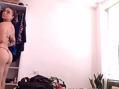 saara johnson496 online show from March 16, 2026, 1:26 pm