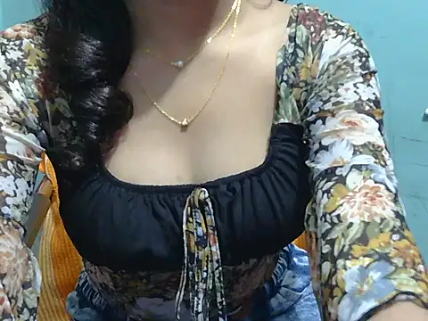 lovely soniya online show from November 19, 2025, 5:18 am