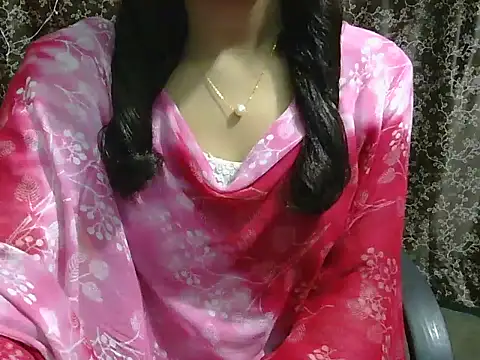 Snapshot of lovely_soniya chatting on February 3, 2026, 6:40 am lovely soniya online show from February 3, 2026, 6:40 am